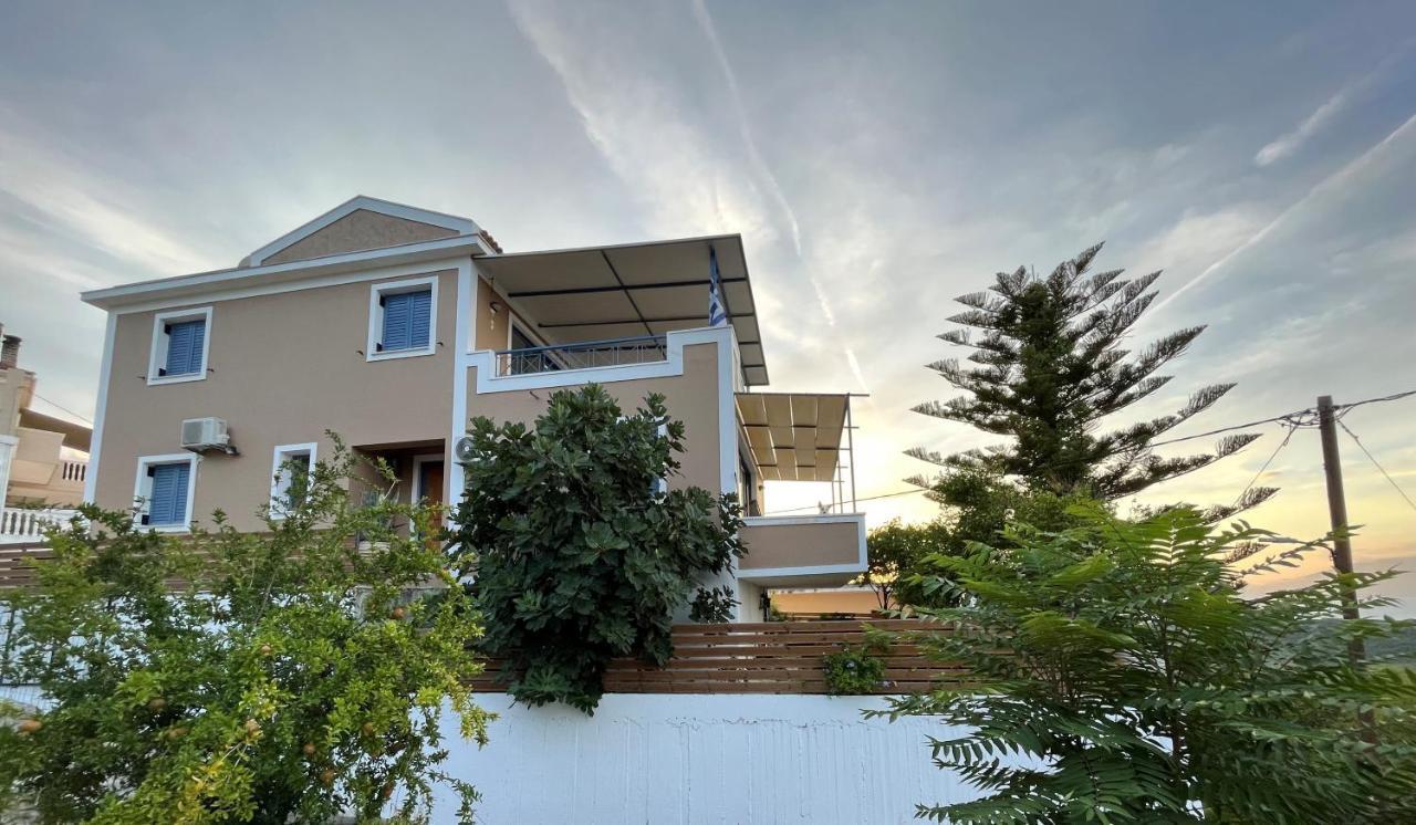 Villa Thea - Τhe View 1St Floor Ano Yerakarion ภายนอก รูปภาพ
