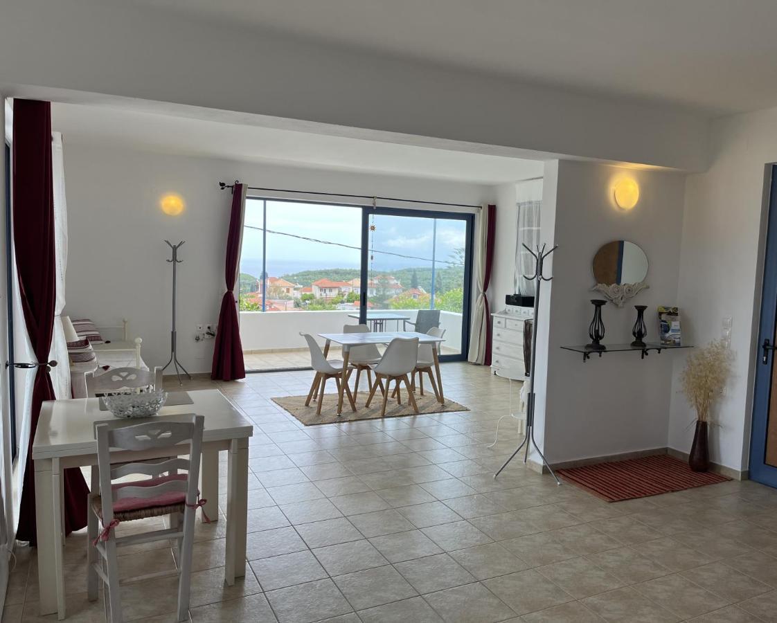 Villa Thea - Τhe View 1St Floor Ano Yerakarion ภายนอก รูปภาพ