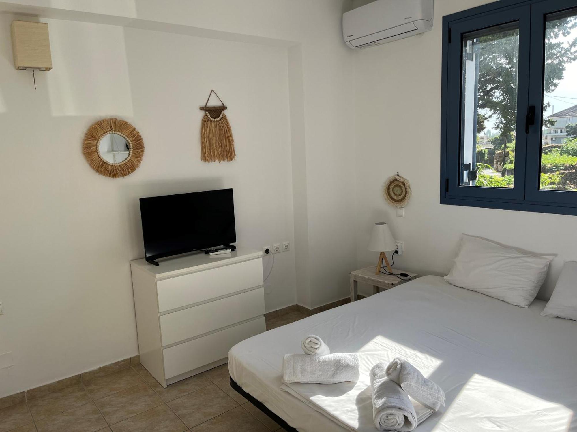 Villa Thea - Τhe View 1St Floor Ano Yerakarion ภายนอก รูปภาพ