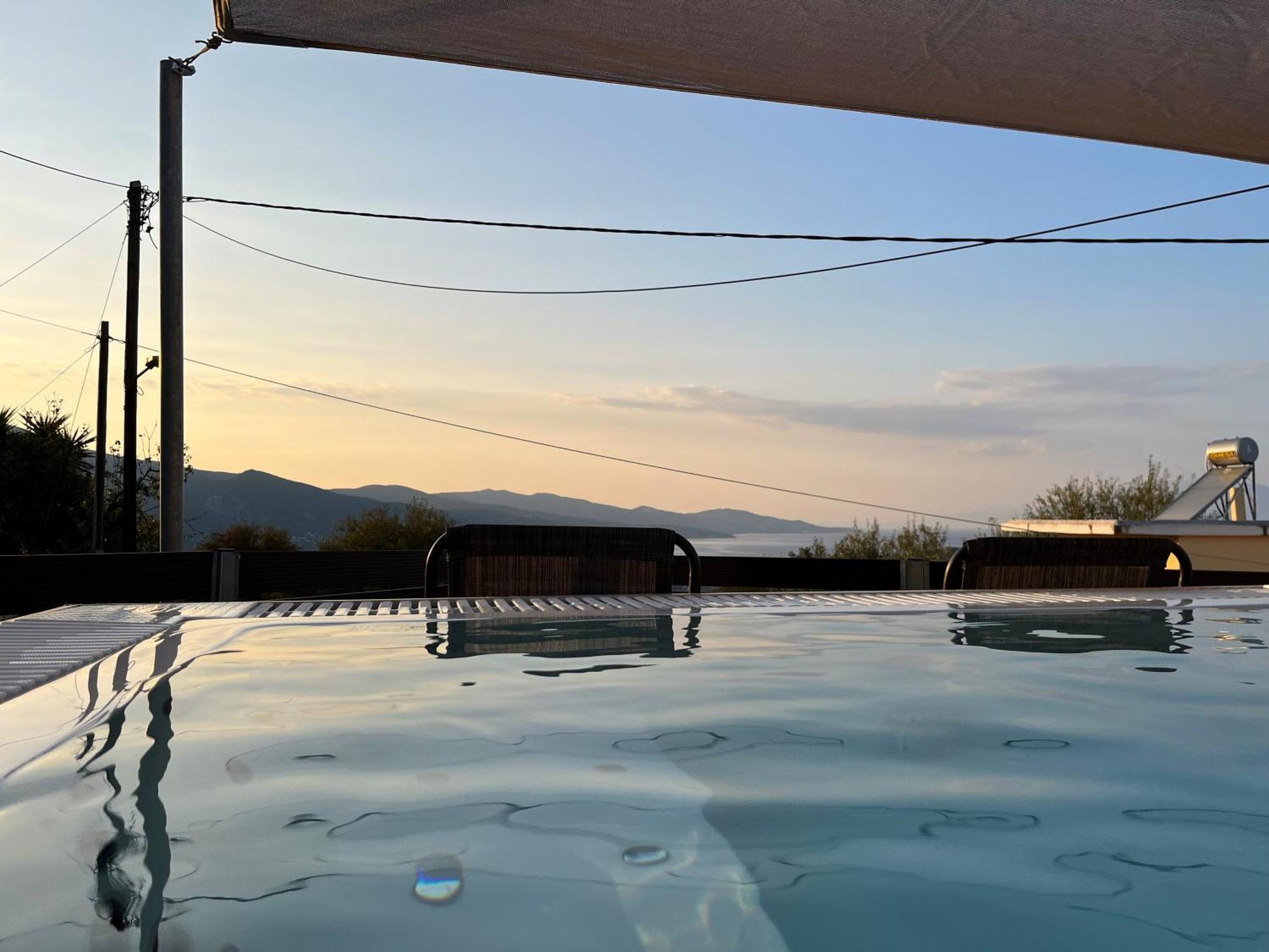 Villa Thea - Τhe View 1St Floor Ano Yerakarion ภายนอก รูปภาพ