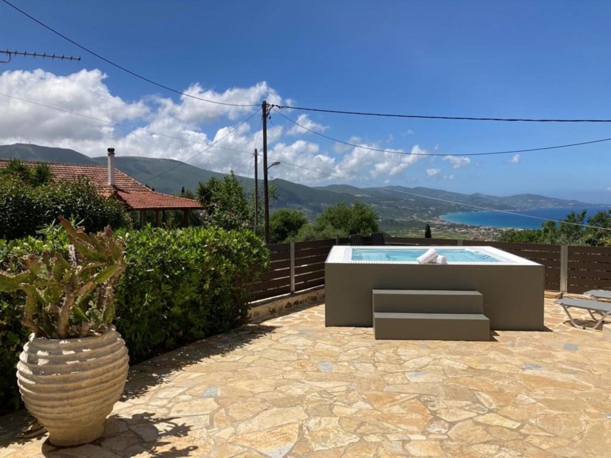 Villa Thea - Τhe View 1St Floor Ano Yerakarion ภายนอก รูปภาพ